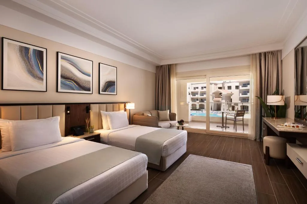 SRNTY Sahl Hasheesh: another view