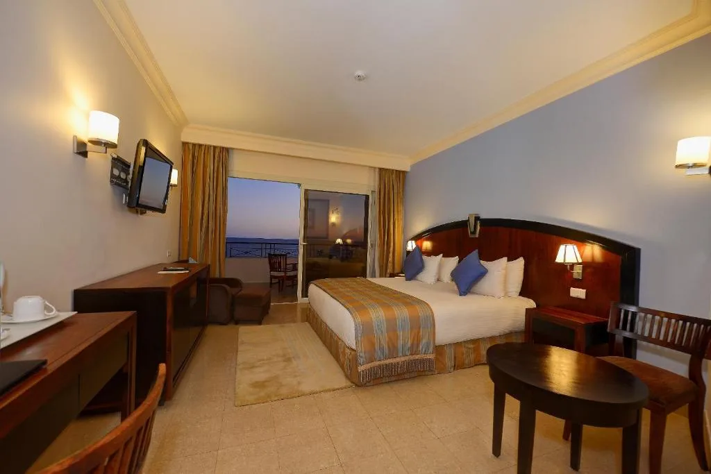 Stella Di Mare Beach Hotel & Spa: another view