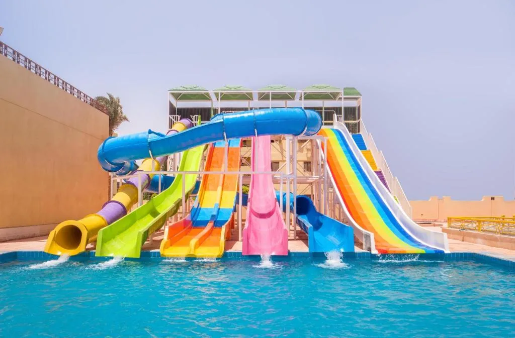 Sunny Days Mirette Family Resort: another view