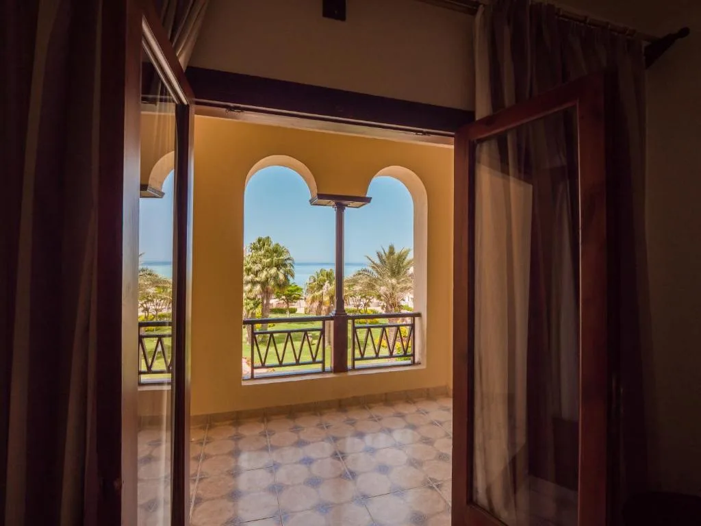 Sunny Days Palma De Mirette Resort & Spa: another view