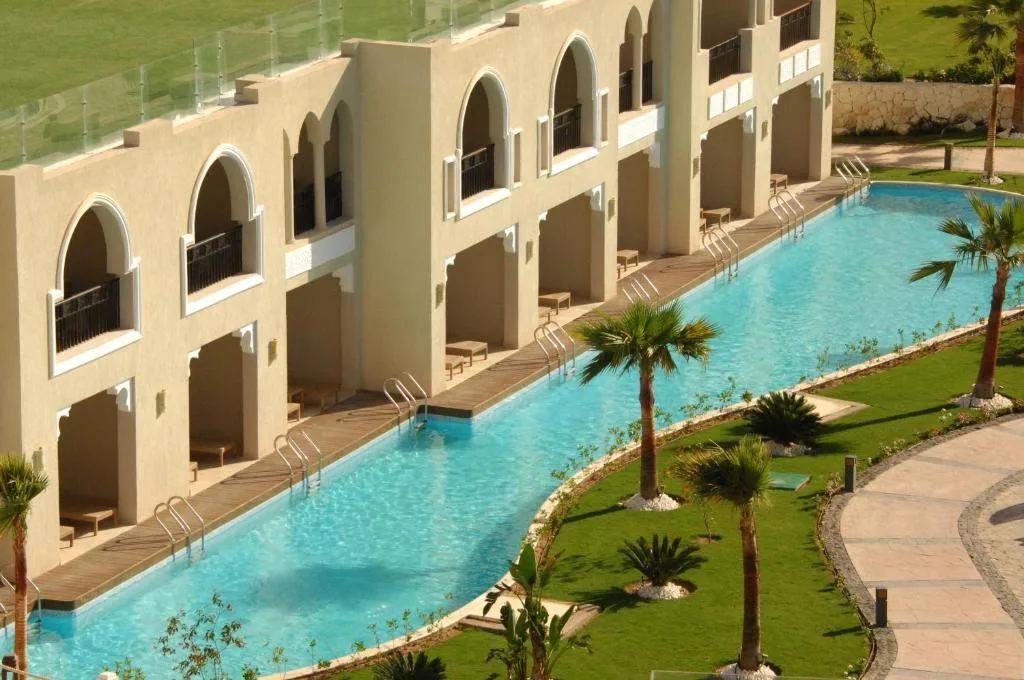 Sunrise Arabian Beach Resort: another view