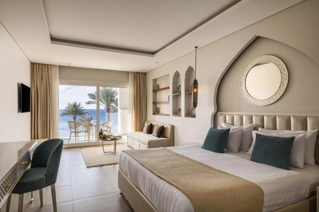 Sunrise Remal Beach Resort: another view