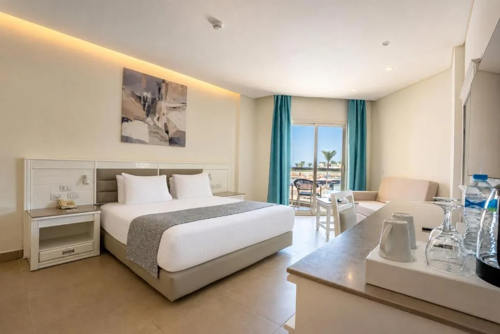 Sunrise Serano Aqua Park Resort: another view