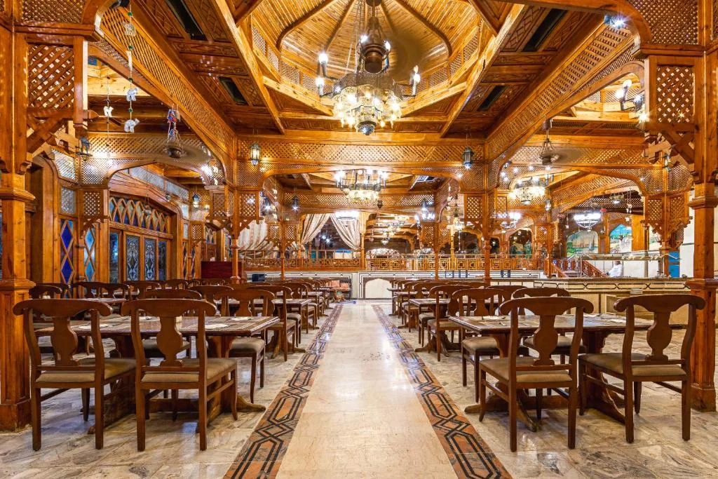 The Grand Hotel: another view