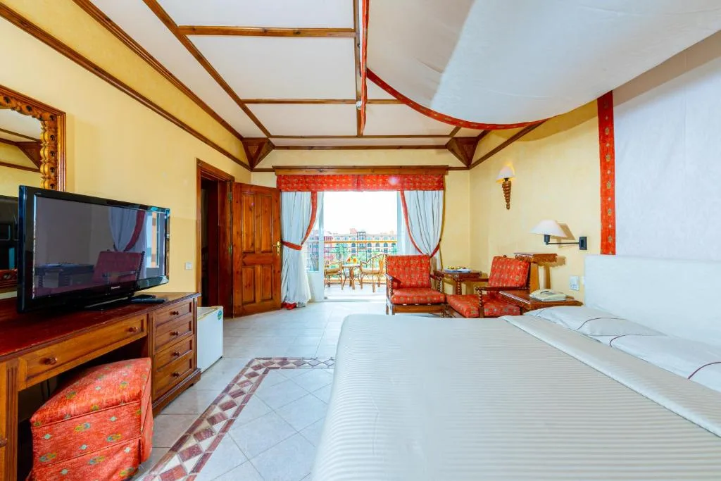 The Grand Resort: another view