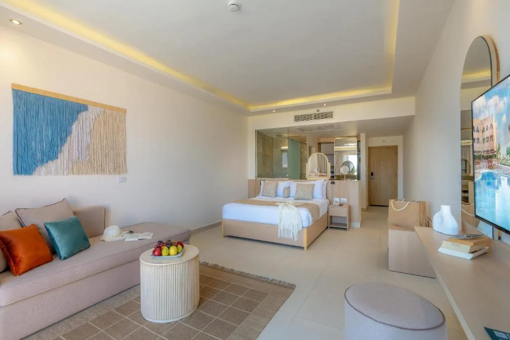 Three Corners Equinox Beach Resort: another view