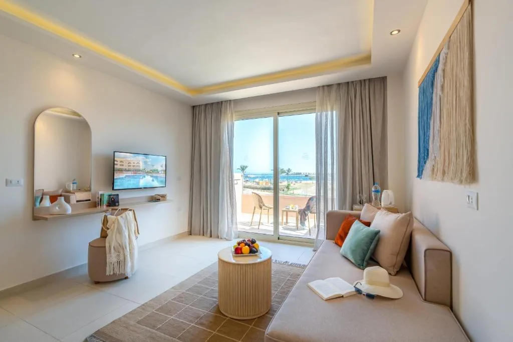 Three Corners Equinox Beach Resort: another view