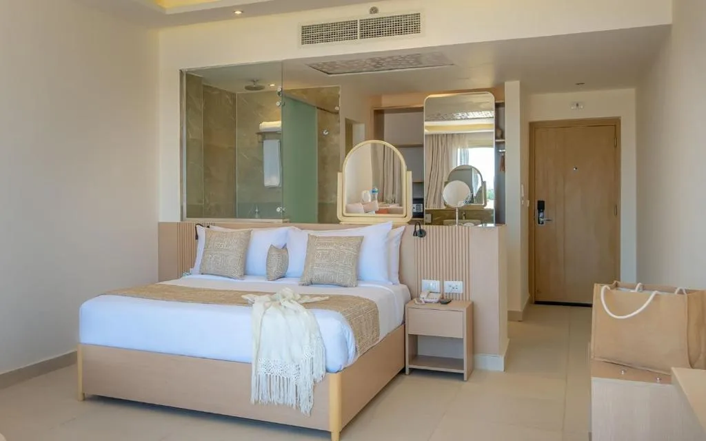 Three Corners Equinox Beach Resort: another view