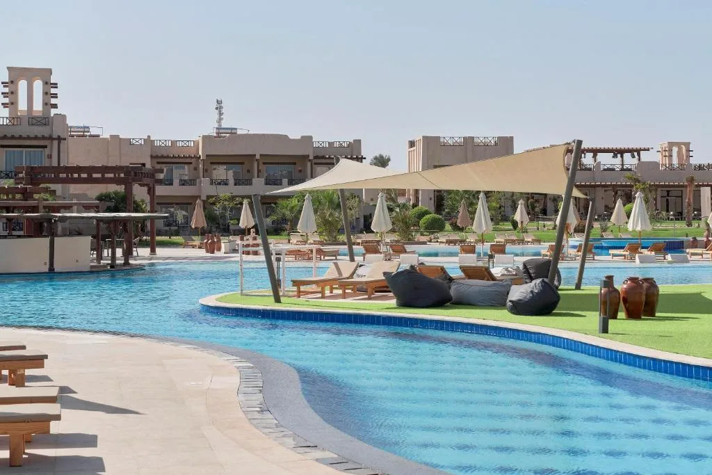 True Beach Resort: another view