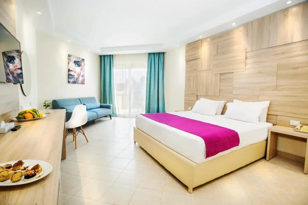 V Grand Sahl Hasheesh: another view