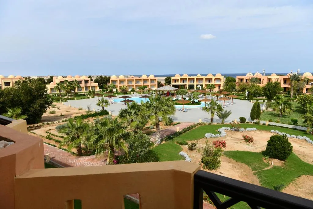 Wadi Lahmy Azur Resort: another view