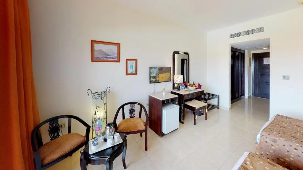 Wadi Lahmy Azur Resort: another view