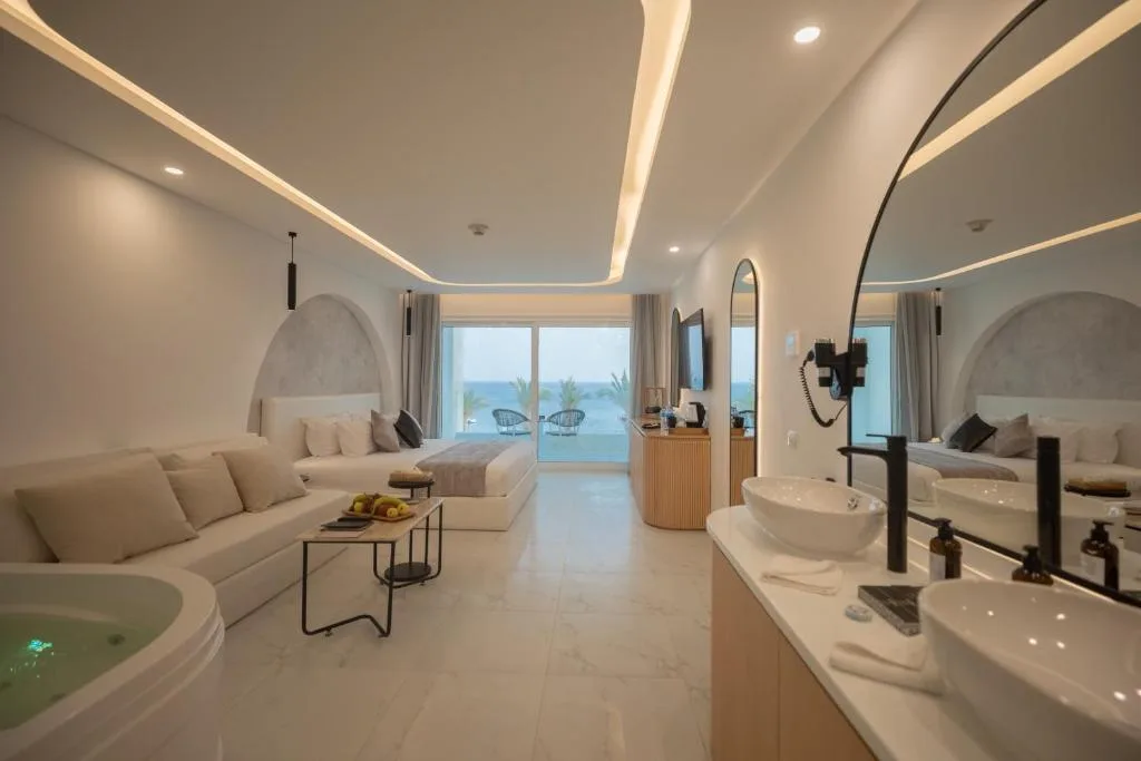White Hills Resort: another view